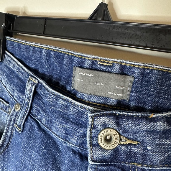 Zara Man Distressed Denim Straight Leg Jeans Mens size 34 - Picture 4 of 7